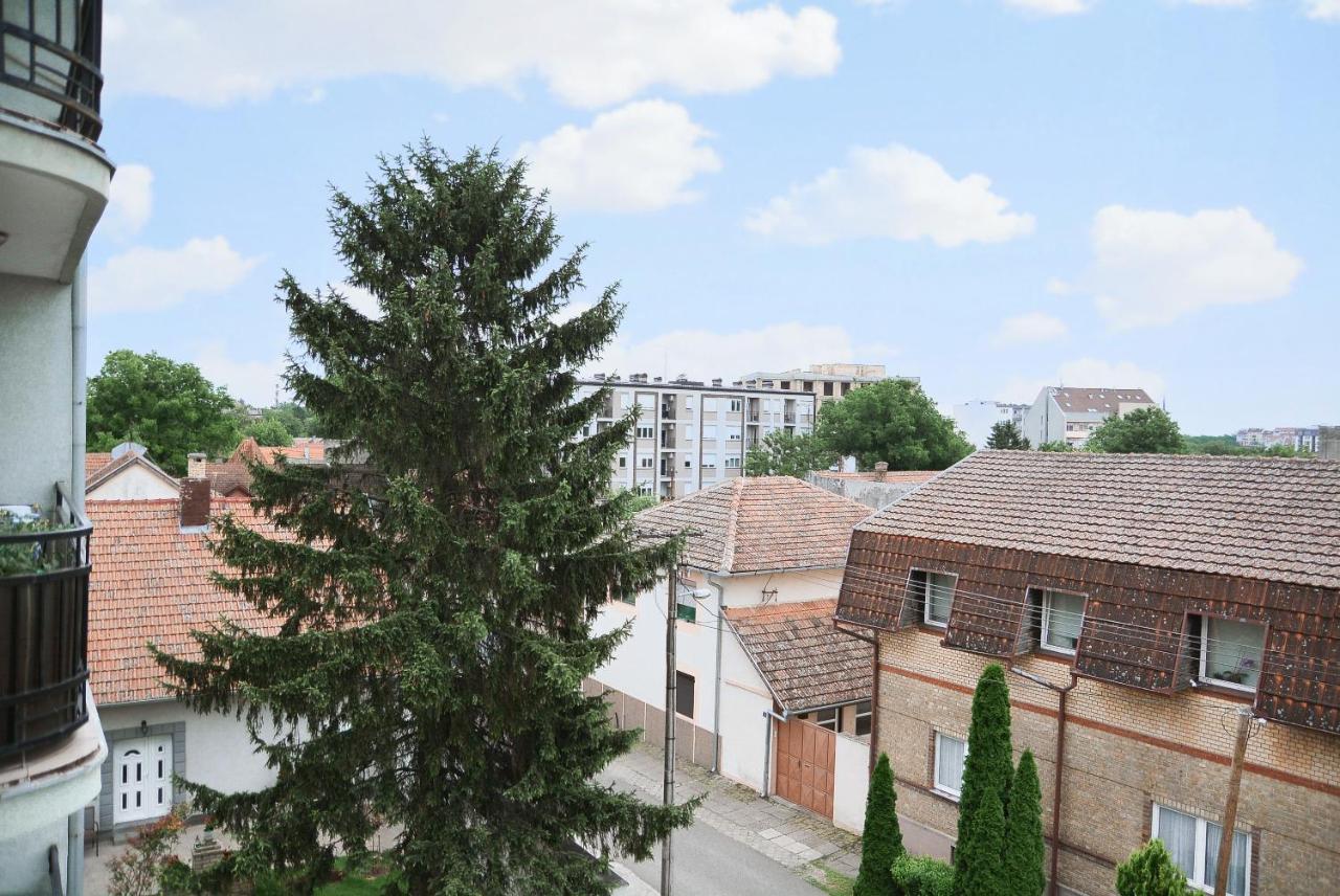 Crown Apartment 2 Subotica Extérieur photo